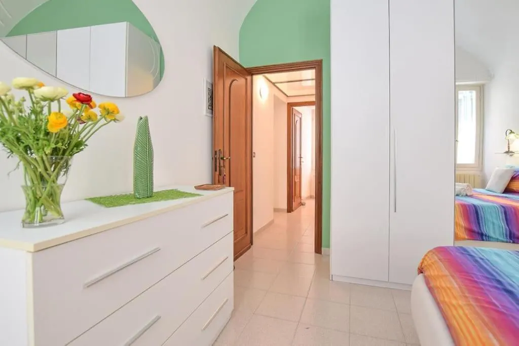 Casa Titen Ventimiglia Italien